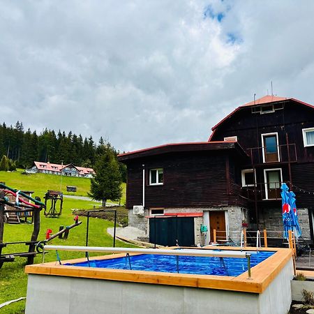 Penzion Logla Pec pod Sněžkou Exterior foto
